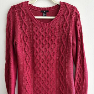 H&M Cable Knit Long Sleeve Sweater, Classic Woven Sweater, Pink/Red, Size Small